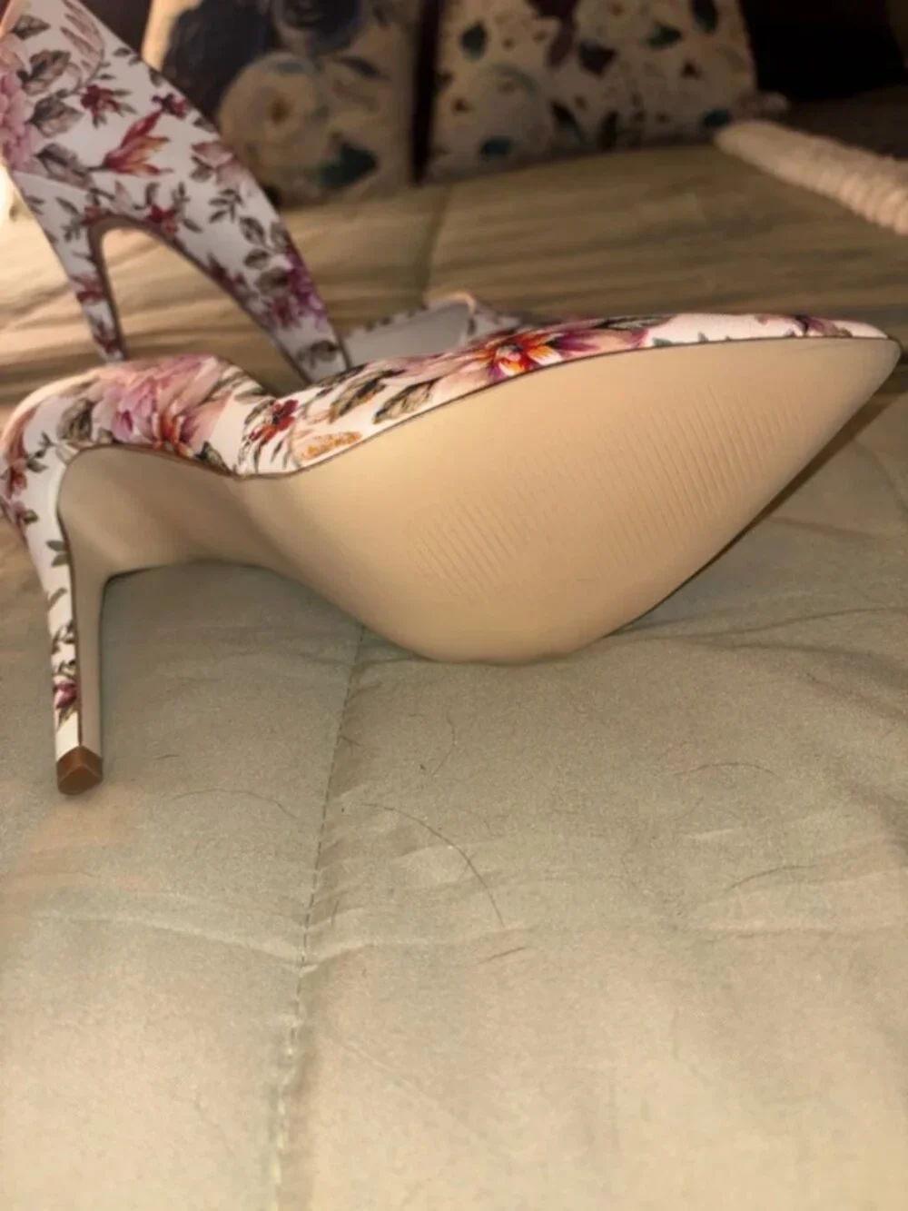 Shoe Dazzle spike heel